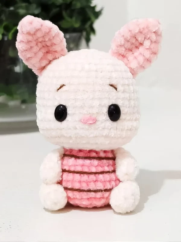 Cute Piglet Free Crochet Pattern