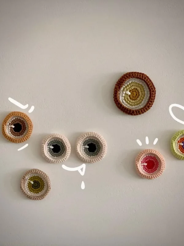 Crochet Eyeball Treats Free Halloween Pattern