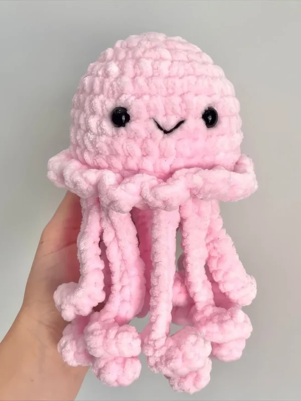 Easy Amigugmi Jellyfish Free Crochet Pattern