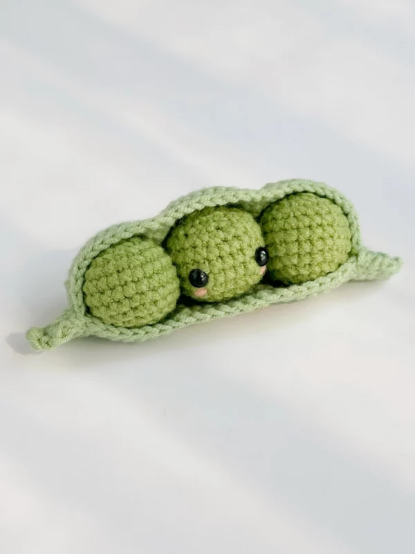 Cute Peas in a Pod Free Crochet Pattern