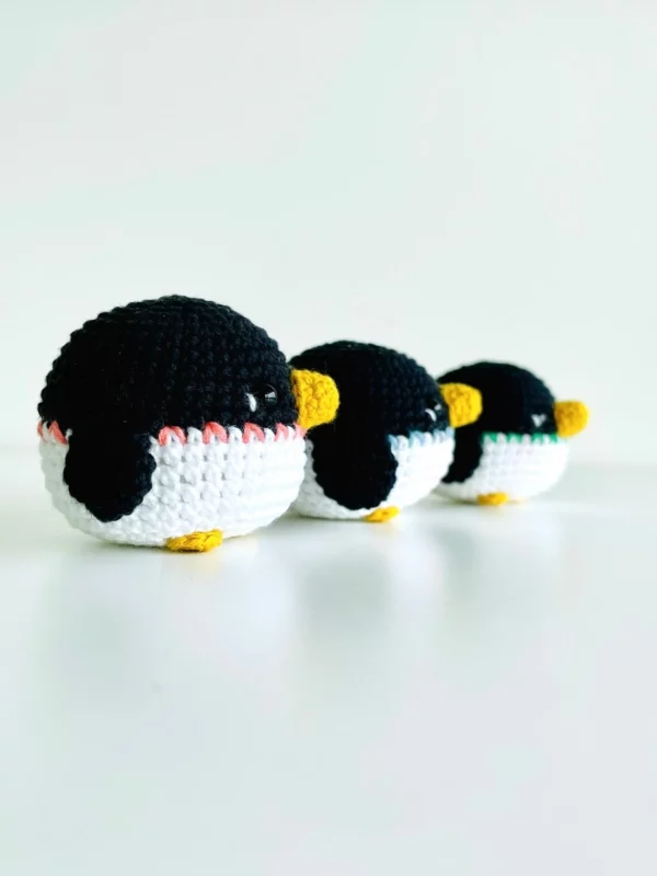 Chubby Snow Penguin Free Crochet Pattern