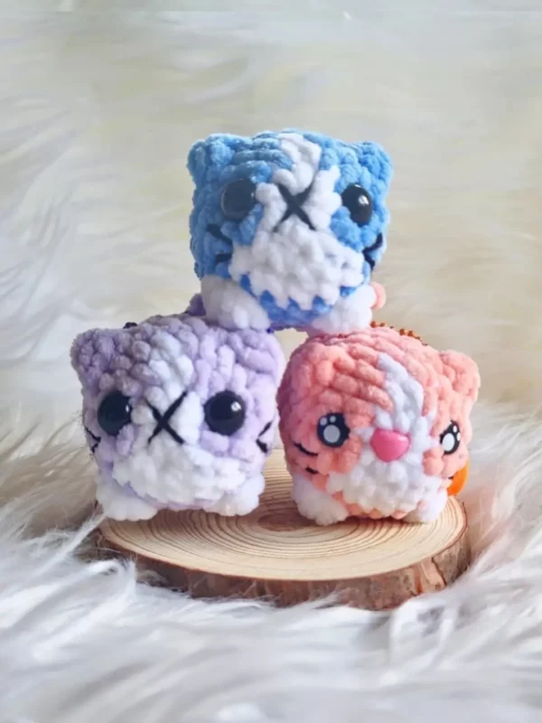 Cute Kitty Cube Keychain Free Crochet Pattern