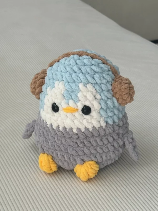 Cute Penguin with Headphones Free Crochet Pattern