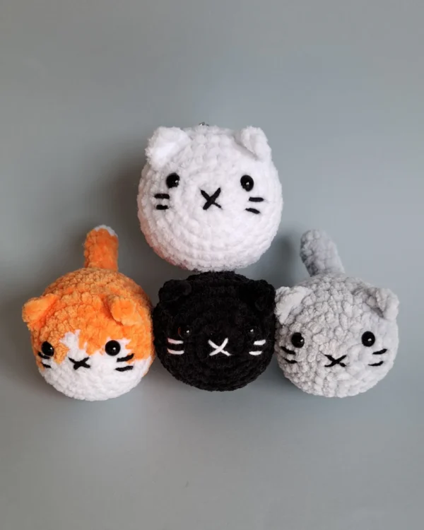 Adorable Chubby Cat Ball Amigurumi