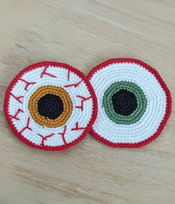 Creepy Halloween Eye Coaster Free Crochet Pattern