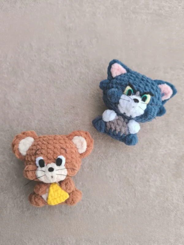 Mini Tom and Jerry Cartoon Duo Free Crochet Pattern